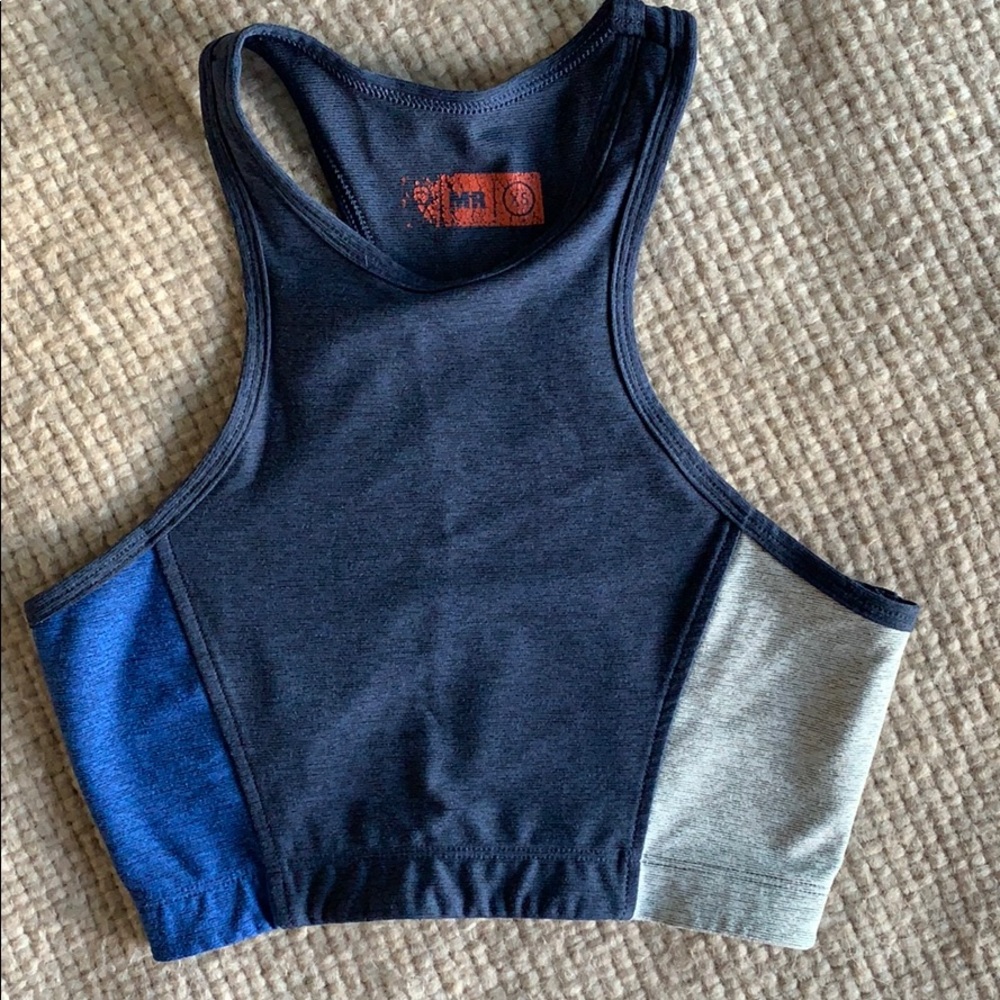 Outdoor Voices x Man Repeller Athena Crop
